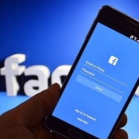 Jak zalogować się do Facebooka na komputerze, telefonie