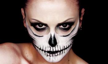 Schädel Halloween: Schädel Make-up Tutorial