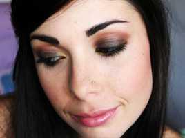 Verano de ojos ahumados: tutorial de maquillaje