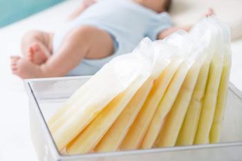 2 Reasons why sharing breast milk may pose health risks to your baby!