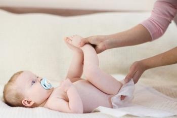 Zeichen Babys mit Durchfall, die Eltern nicht ignorieren sollten!