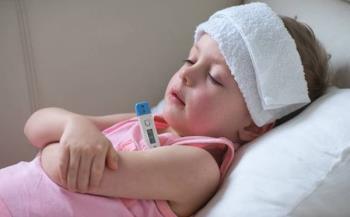 Que dois-je faire du site de vaccination de mon bébé?