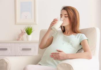 गर्भावस्था के आखिरी 3 महीनों में गर्भवती महिलाओं के लिए सबसे अच्छा दूध प्रकार