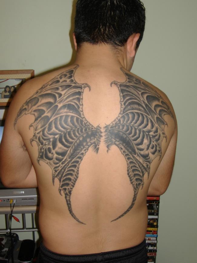 Коллекция самых красивых моделей татуировки спины