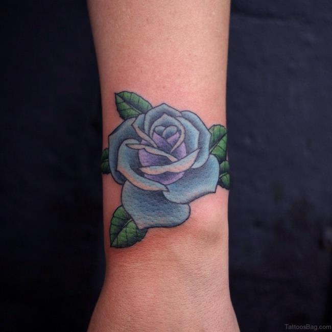 Collection de plus de 50 modèles de tatouage de rose verte extrêmement attrayants