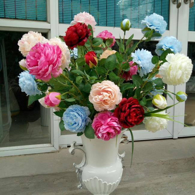 Beautiful beautiful peony vase image