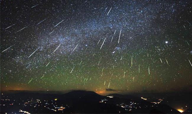 Zusammenfassung der schönsten Meteorbilder