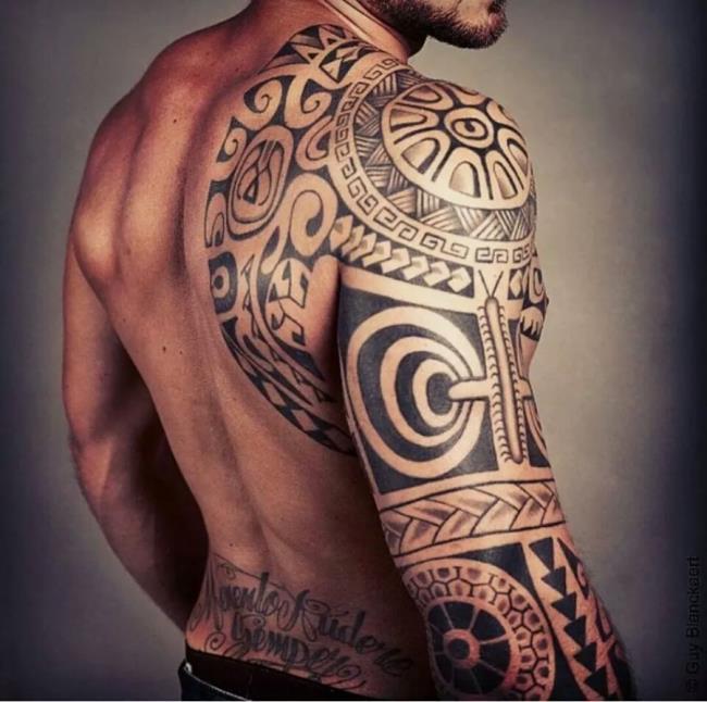 Résumé des motifs de tatouage maori extrêmement mystérieux