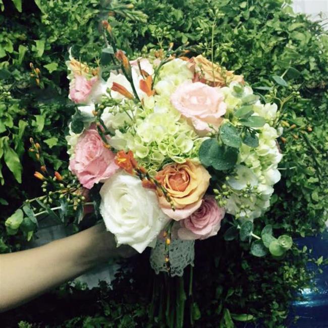 دسته گل عروسی فرخنده و زیبا