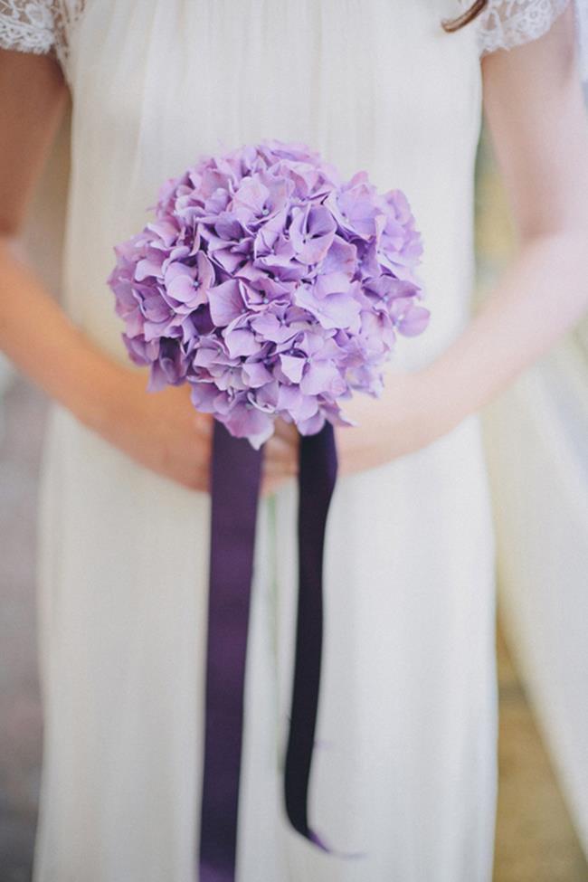 Gambar-gambar indah karangan bunga hydrangea pernikahan yang indah