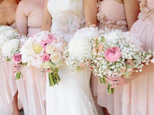 Картинки красивых розовых свадебных букетов 