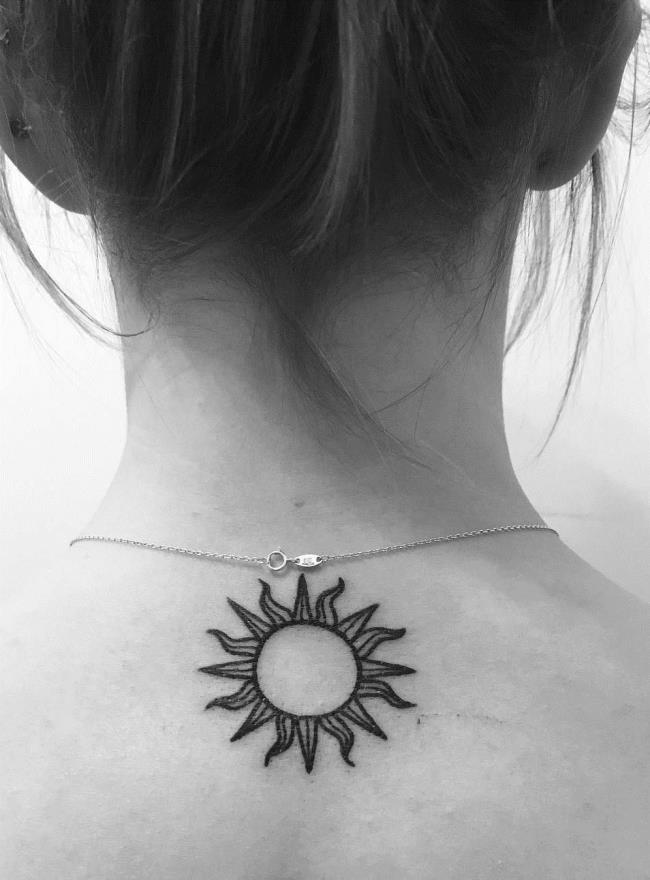 Colecție de modele extrem de noi de tatuaje solare