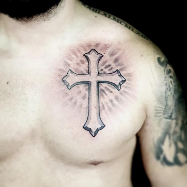 Samenvatting van de meest indrukwekkende cross tattoo-patronen