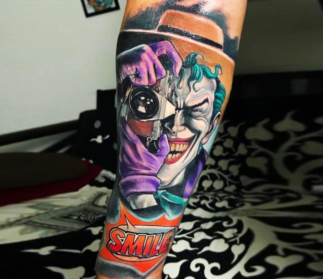 Kolekcja wzorów tatuaży Joker pełna tajemnic i niezwykle atrakcyjna