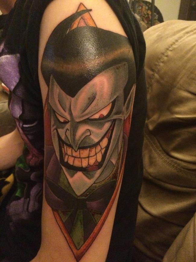 Коллекция татуировок с изображением Джокера, полная тайн и чрезвычайно привлекательная