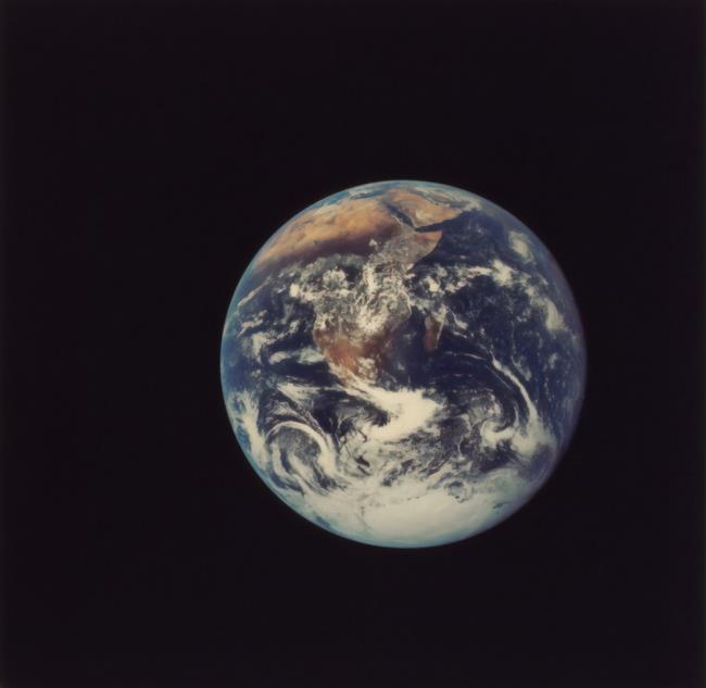 Ringkasan gambar Bumi yang paling indah