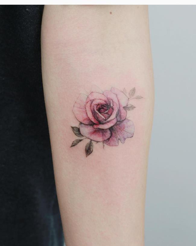 Verzameling van de meest indrukwekkende roze tattoo-afbeeldingen