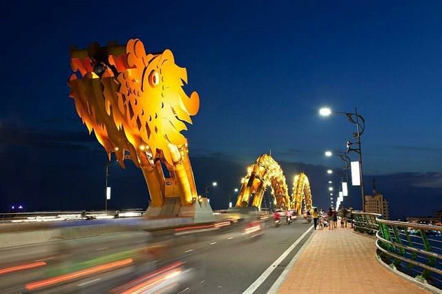 Zusammenfassung der schönsten Drachenbrücke in Danang