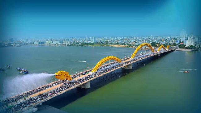 Zusammenfassung der schönsten Drachenbrücke in Danang