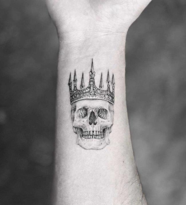 Sammlung von super coolen Schädel Tattoo Vorlagen für junge Leute