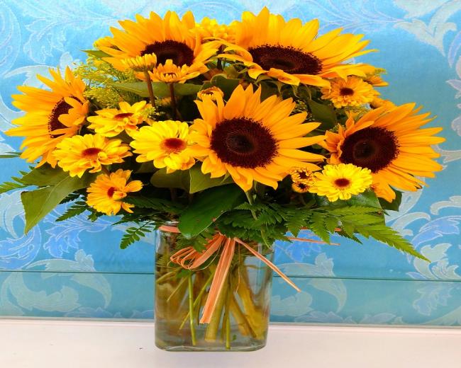 Buket bunga matahari yang indah 10