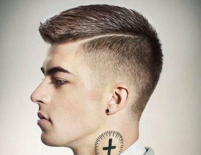 Combiner les plus belles coiffures courtes pour hommes
