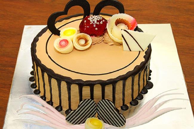가장 귀여운 아름다운 생일 케이크 세트