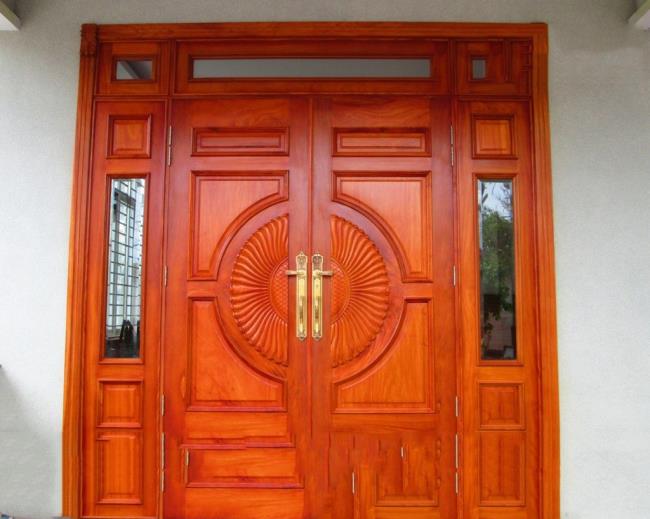 1ドア木製ドアの写真