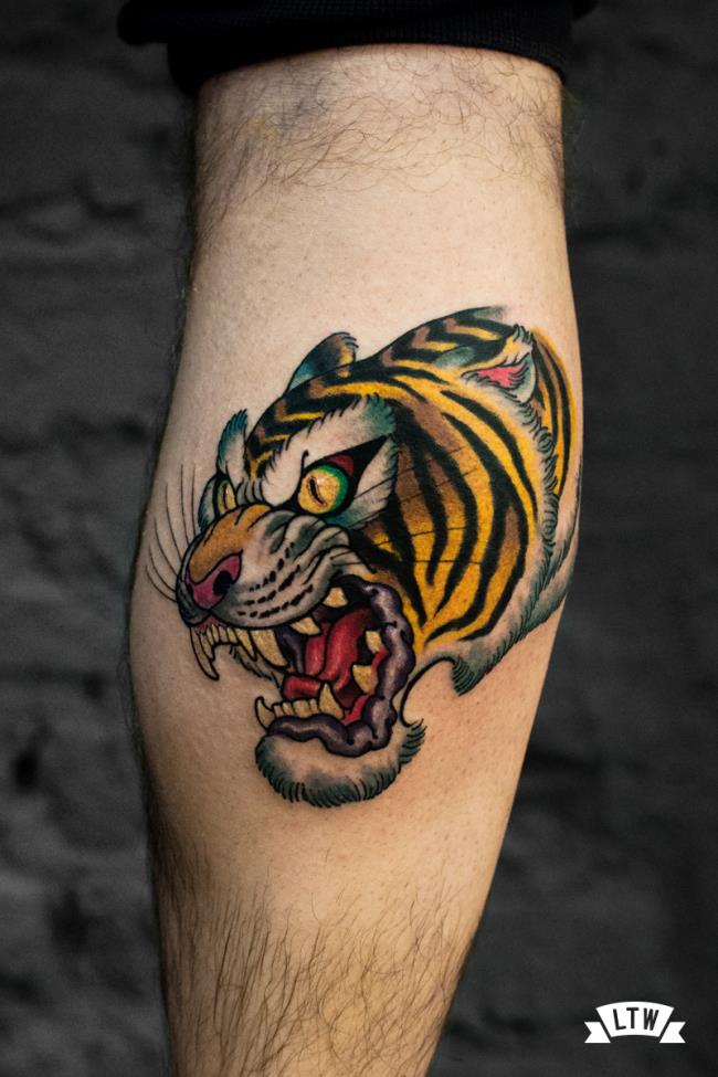 Koleksi corak tatu harimau yang kuat dan mengagumkan