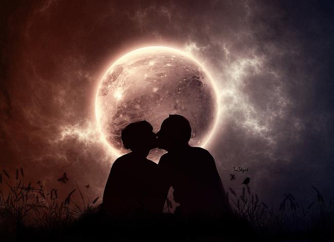 En güzel, romantik öpüşme resimlerinin özeti