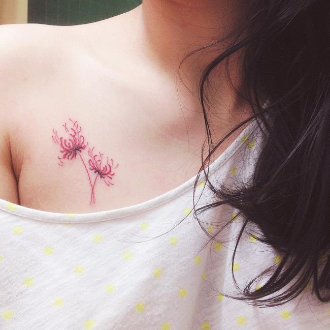 Koleksi pola tato bunga holly yang paling indah