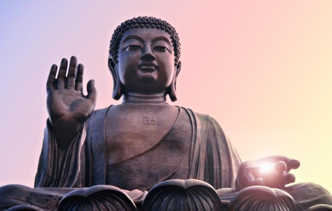 خلاصه تصاویر زیبا از بودا شاکیامونی