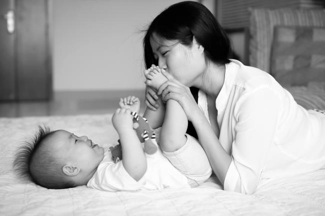 خلاصه ای از زیباترین تصاویر لمسی مادر