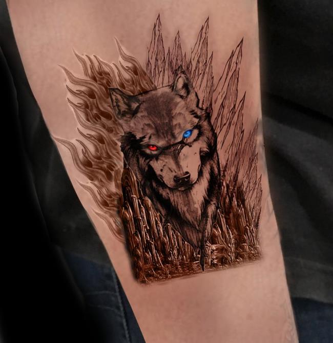 Collezione di modelli di tatuaggi lupo attraenti e misteriosi