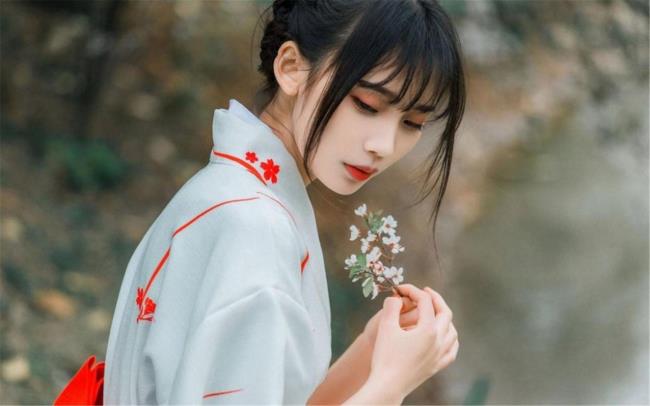 Summary of the most beautiful Japanese beautiful girl