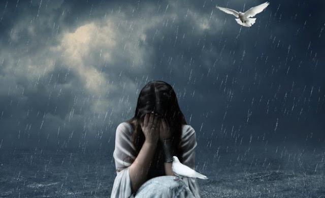 बारिश में उदास प्यार की सुंदर छवियों का संग्रह