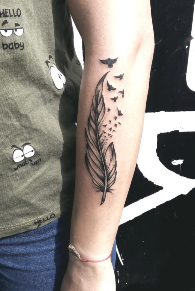 Коллекция красивых шаблонов татуировки перьев для вас