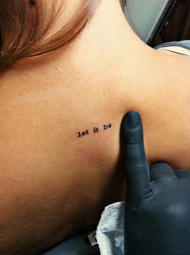 Koleksi pola tato kata paling bermakna untuk Anda