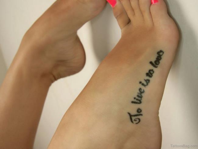 Riepilogo dei motivi del tatuaggio alla caviglia per le donne