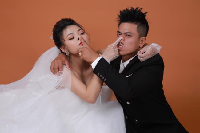 Collection of funny wedding photos of couples
