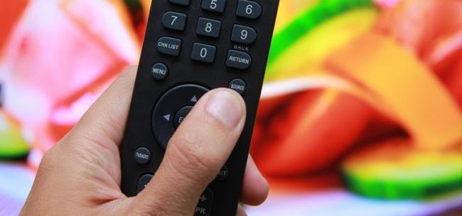 Comment régler les chaînes sur Smart TV Skyworth