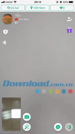 Usando Azar, unapplicazione di video chat gratuita con gli amici