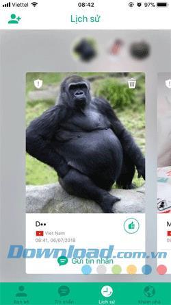 Usando Azar, unapplicazione di video chat gratuita con gli amici