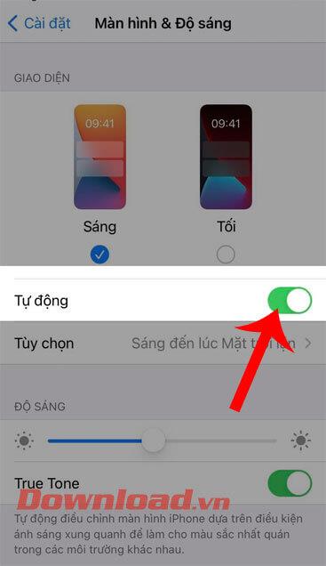 Instructions to set the wallpaper to change by day and night on iPhone