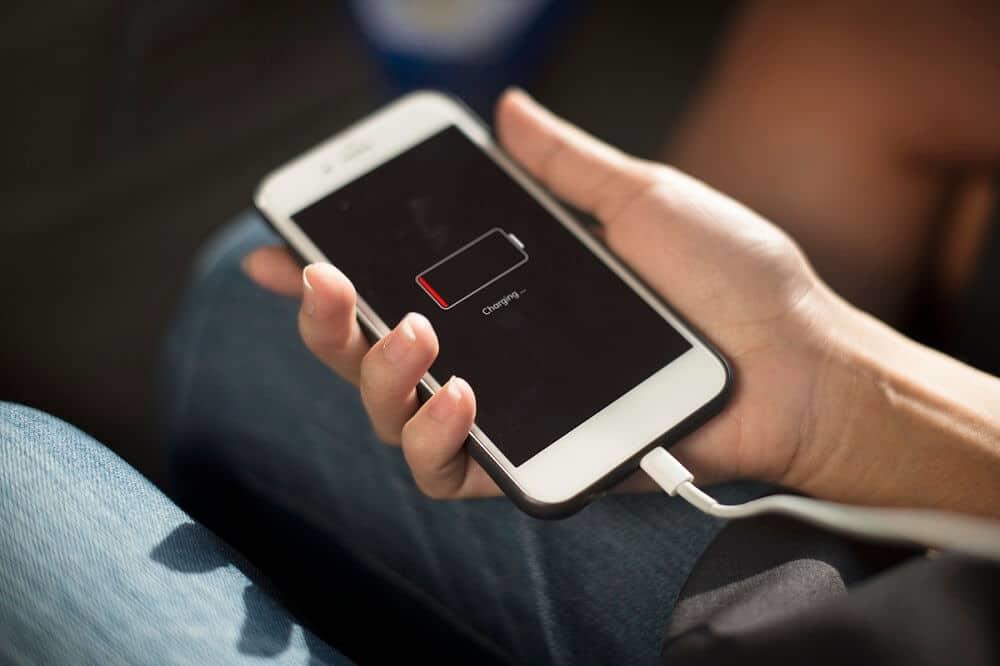 12 Möglichkeiten, Ihr Telefon zu reparieren, wird nicht richtig aufgeladen