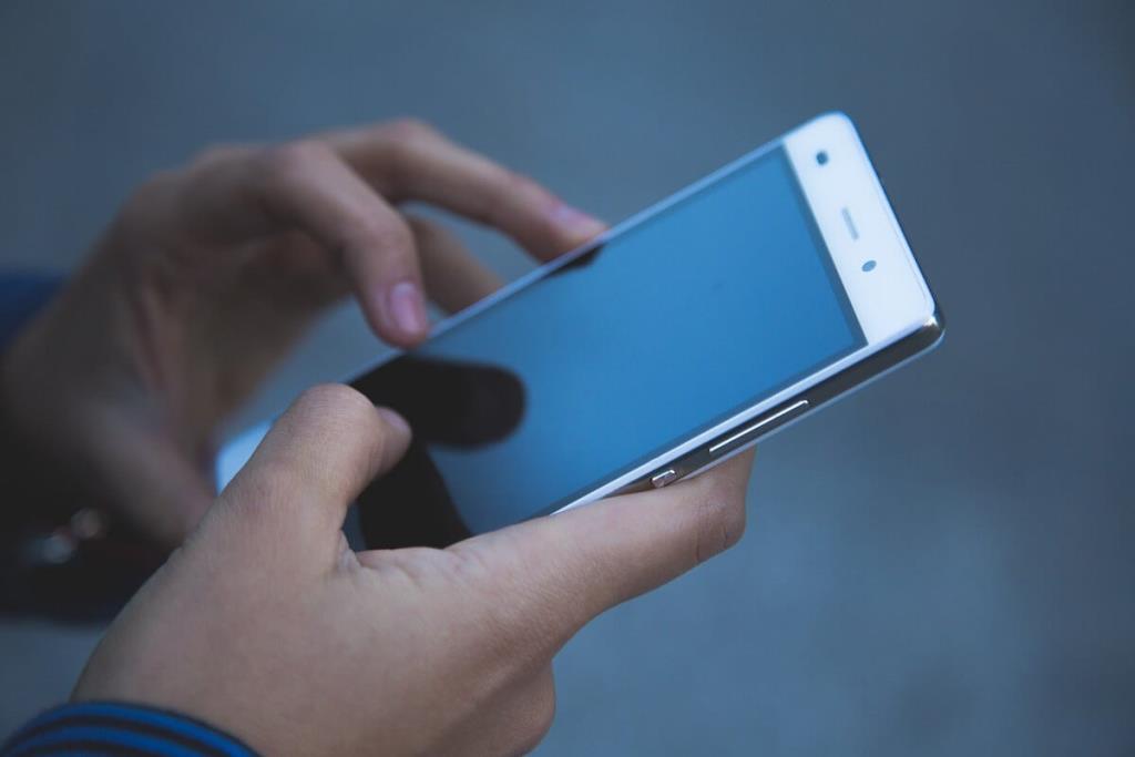 Perbaiki Layar Sentuh Tidak Responsif Di Ponsel Android
