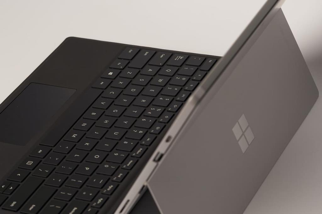 Cara Mengatur Ulang Pabrik Surface Pro 3