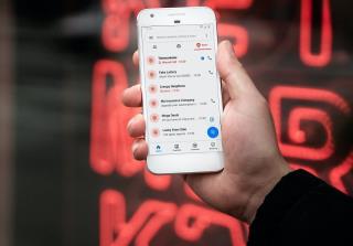 7 Layanan Reverse Phone Lookup Terbaik (Gratis & Berbayar)