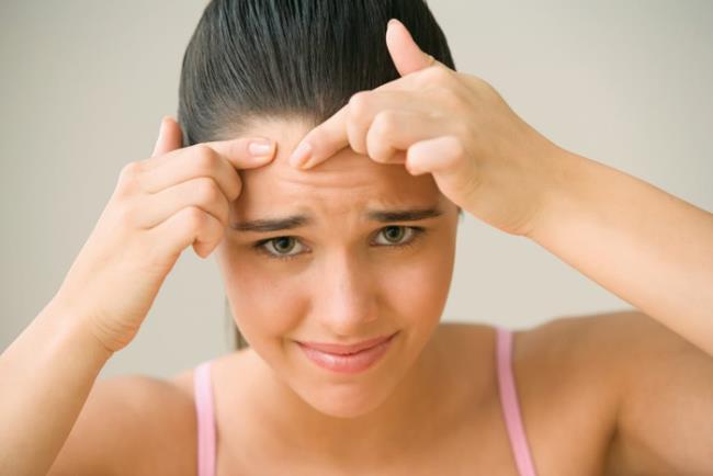 7 Tipps zur Behandlung von Akne extrem einfach