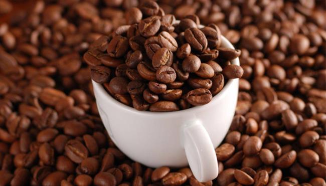 Het geheim van het maken van heerlijke phin-koffie is rijk en authentiek